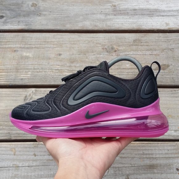 Nike Shoes - Women Size 7.5 Nike Air Max 720 Off Noir Fuchsia